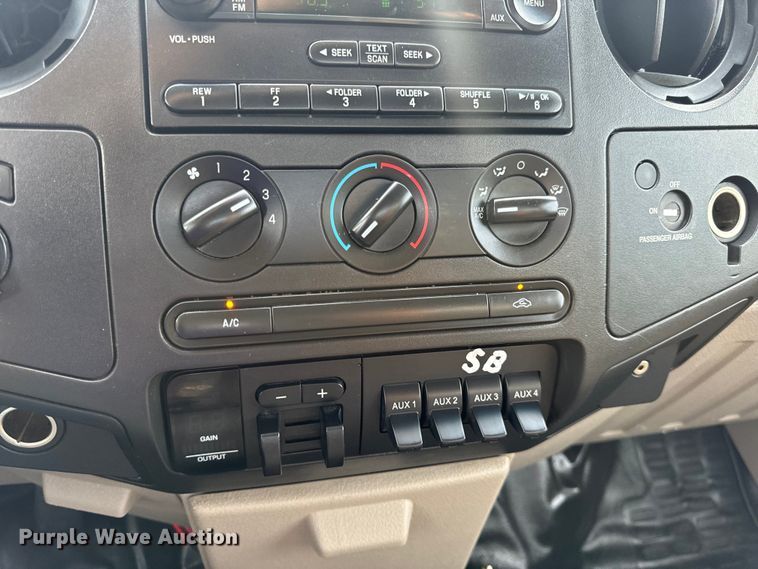 image for item EH7029 2008 Ford F550 Super Duty XL utility / service truck