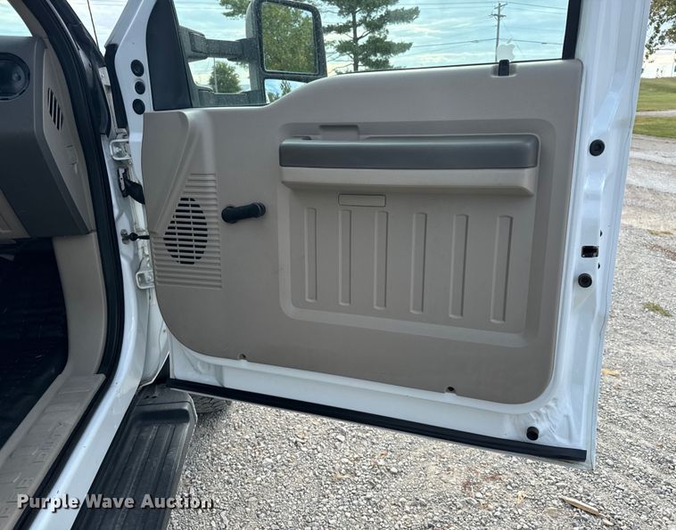image for item EH7029 2008 Ford F550 Super Duty XL utility / service truck