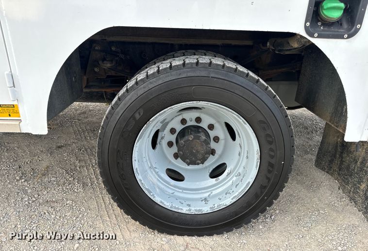 image for item EH7029 2008 Ford F550 Super Duty XL utility / service truck