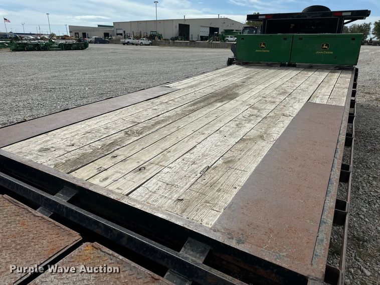 image for item EH7034 2018 Maxwell equipment trailer