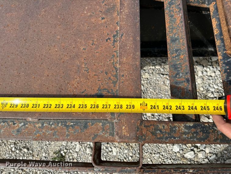 image for item EH7034 2018 Maxwell equipment trailer