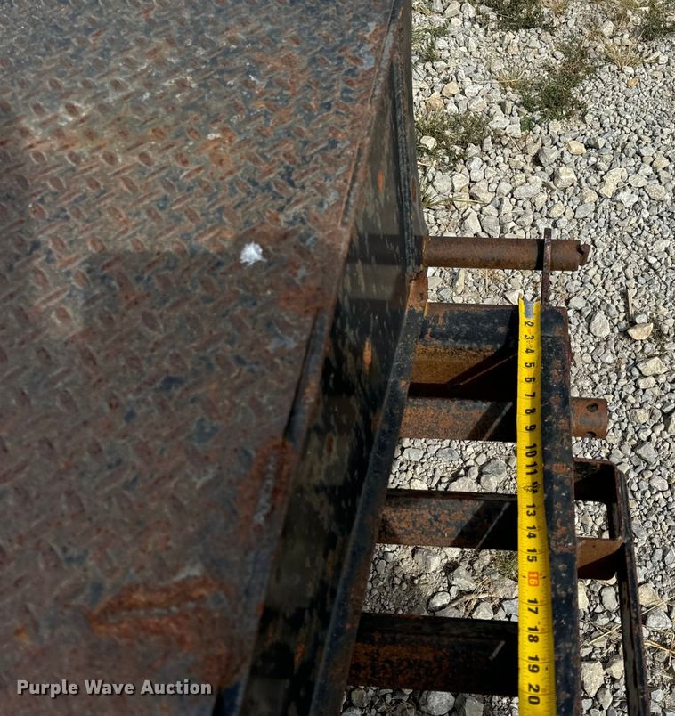 image for item EH7034 2018 Maxwell equipment trailer