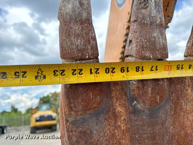 image for item EH7036 2012 Case 580 Super N backhoe