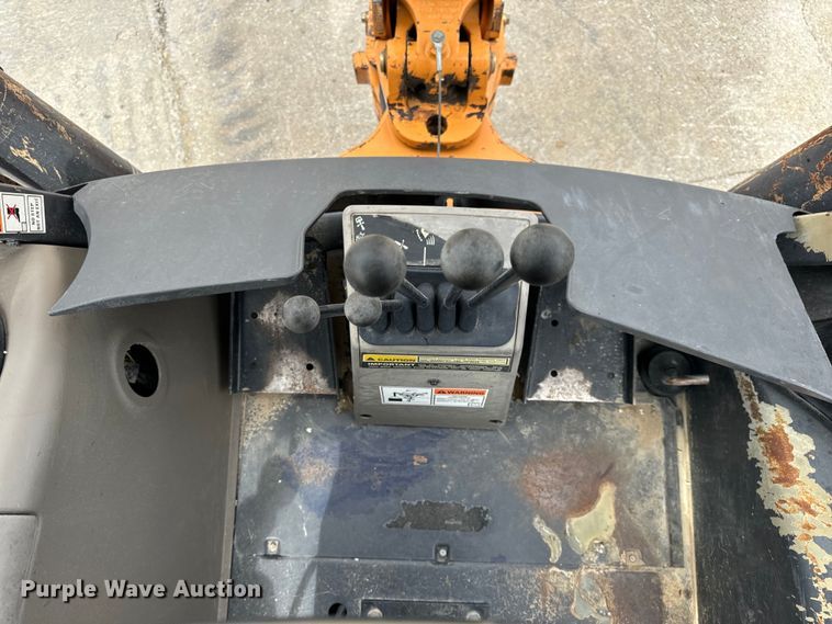 image for item EH7036 2012 Case 580 Super N backhoe