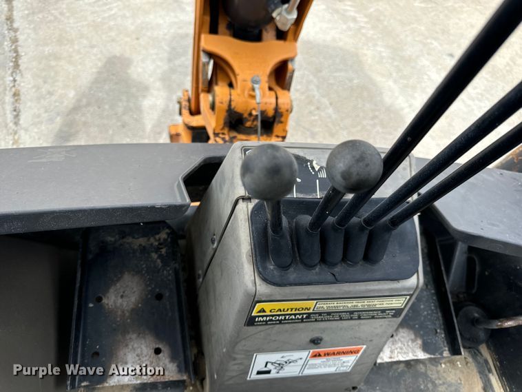 image for item EH7036 2012 Case 580 Super N backhoe