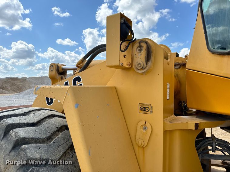 image for item EH7042 John Deere 644G wheel loader