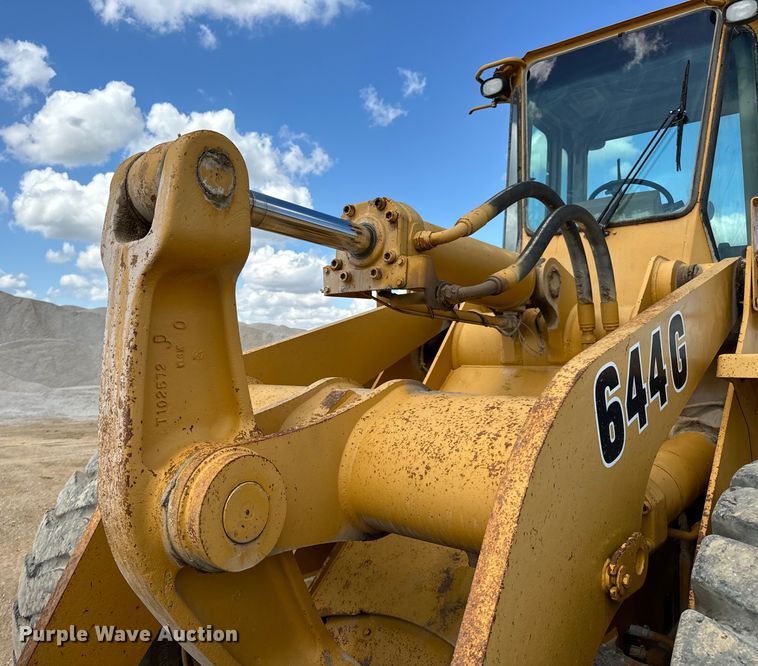 image for item EH7042 John Deere 644G wheel loader