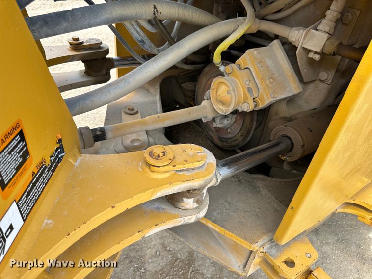 image for item EH7042 John Deere 644G wheel loader