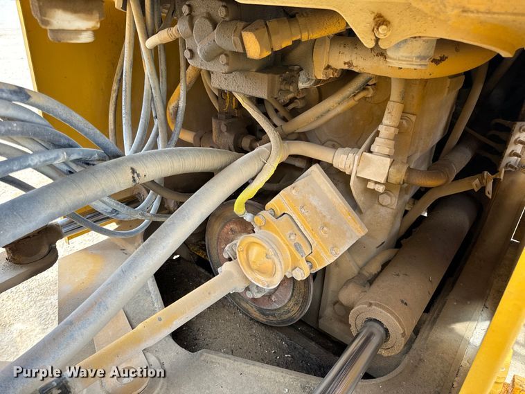 image for item EH7042 John Deere 644G wheel loader