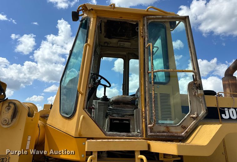 image for item EH7042 John Deere 644G wheel loader