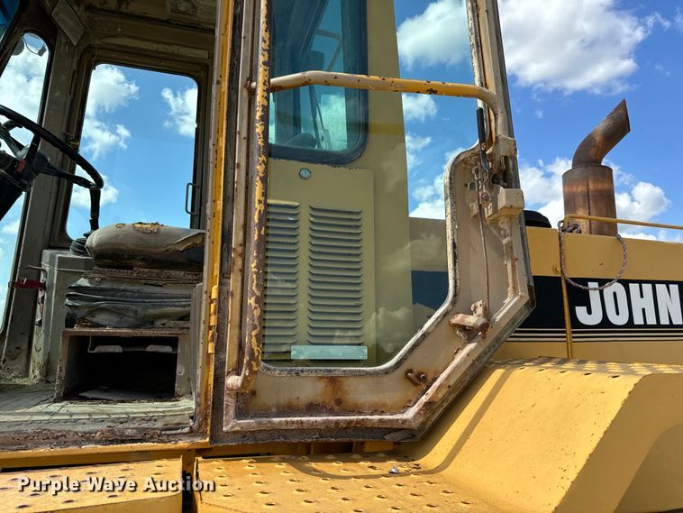 image for item EH7042 John Deere 644G wheel loader