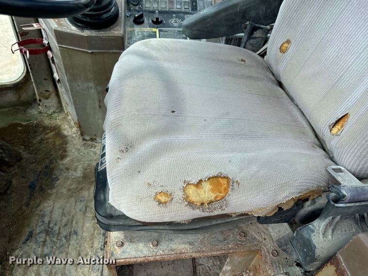 image for item EH7042 John Deere 644G wheel loader