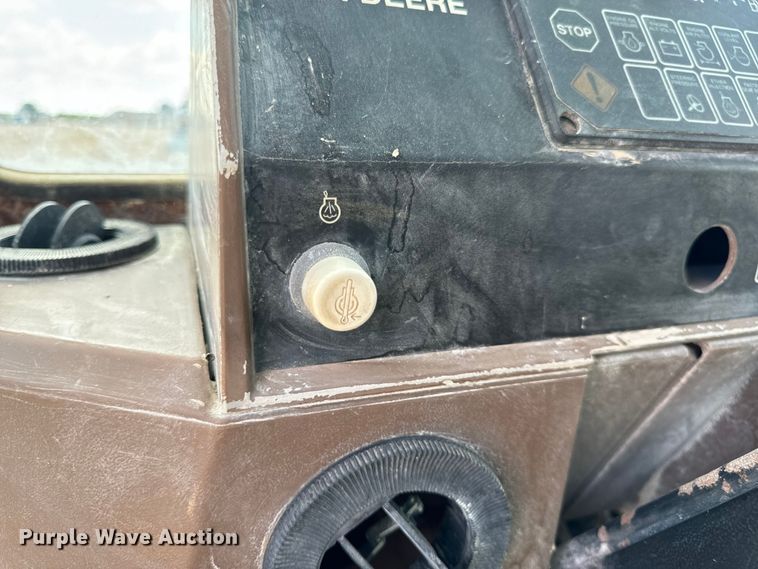 image for item EH7042 John Deere 644G wheel loader