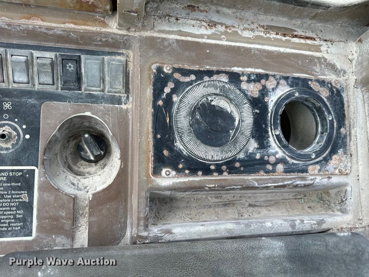 image for item EH7042 John Deere 644G wheel loader