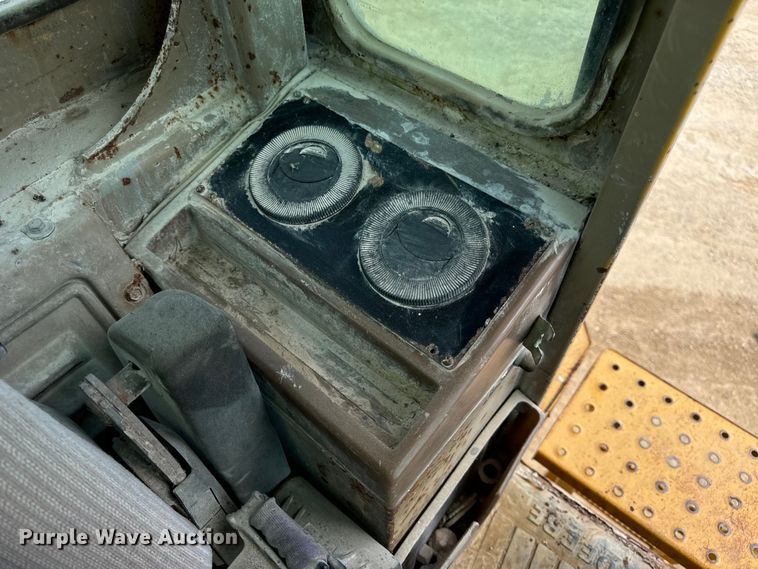 image for item EH7042 John Deere 644G wheel loader