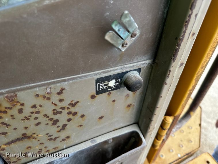 image for item EH7042 John Deere 644G wheel loader