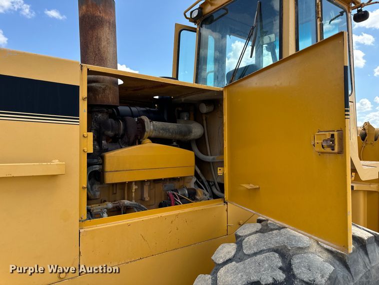 image for item EH7042 John Deere 644G wheel loader