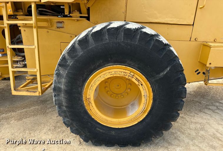image for item EH7042 John Deere 644G wheel loader