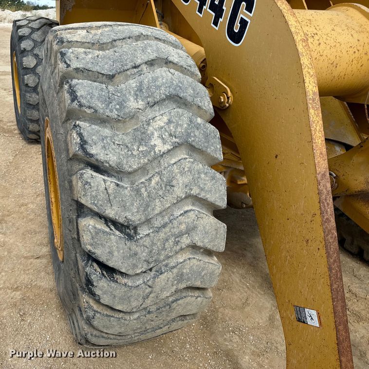image for item EH7042 John Deere 644G wheel loader