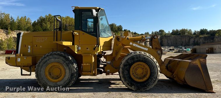 image for item EH7046 2004 Kawasaki 80ZV wheel loader