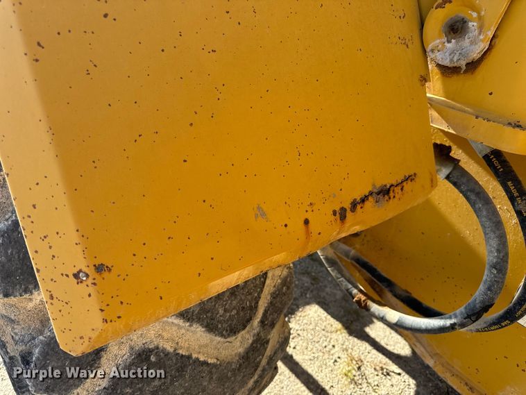 image for item EH7046 2004 Kawasaki 80ZV wheel loader