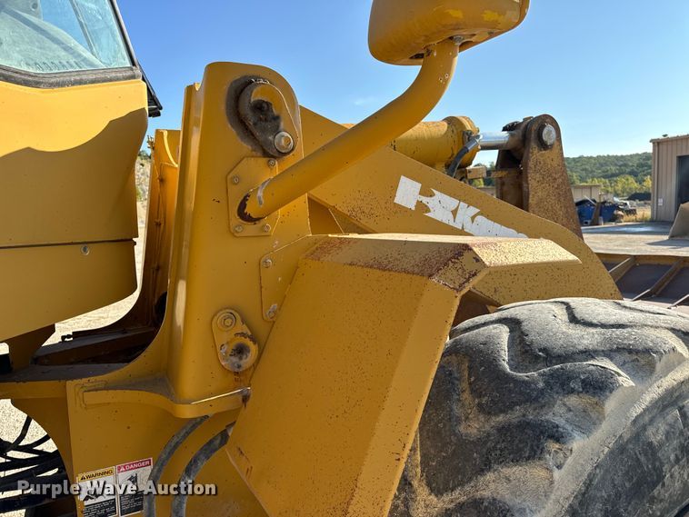 image for item EH7046 2004 Kawasaki 80ZV wheel loader