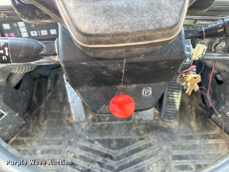 image for item EH7046 2004 Kawasaki 80ZV wheel loader