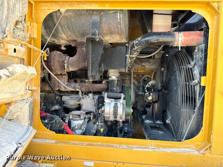 image for item EH7046 2004 Kawasaki 80ZV wheel loader