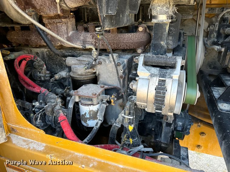 image for item EH7046 2004 Kawasaki 80ZV wheel loader