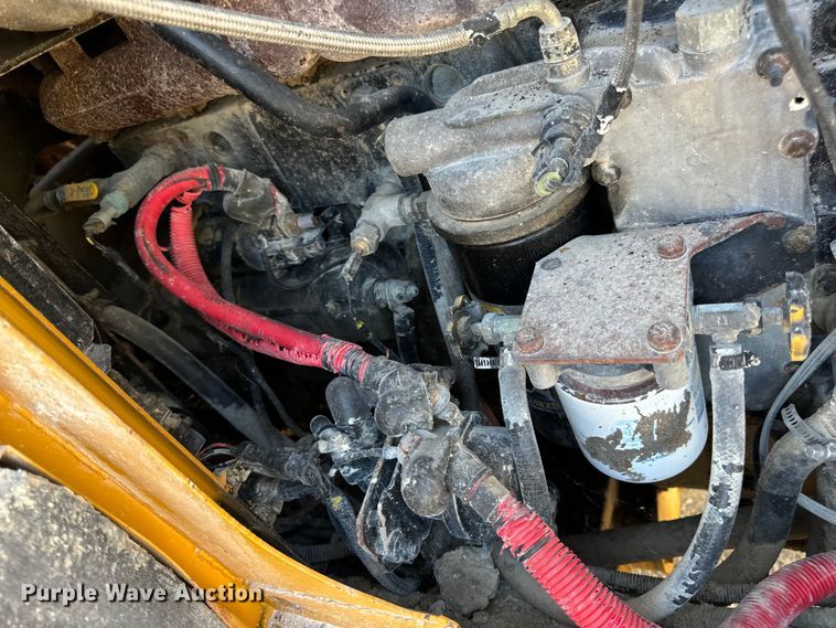 image for item EH7046 2004 Kawasaki 80ZV wheel loader