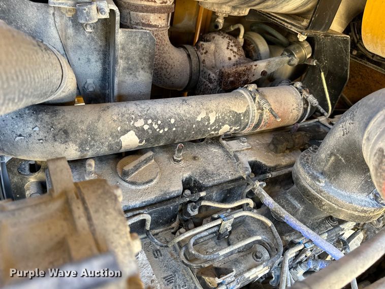 image for item EH7046 2004 Kawasaki 80ZV wheel loader