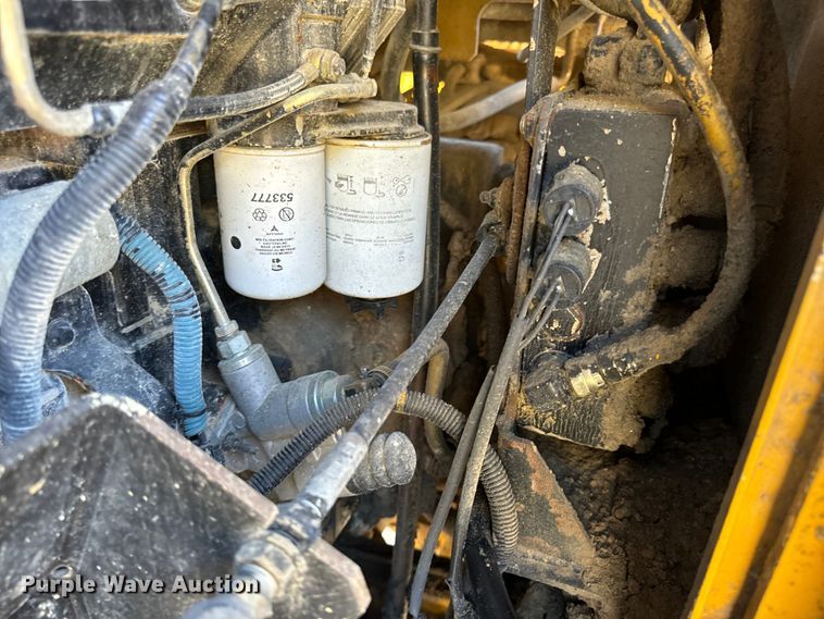 image for item EH7046 2004 Kawasaki 80ZV wheel loader