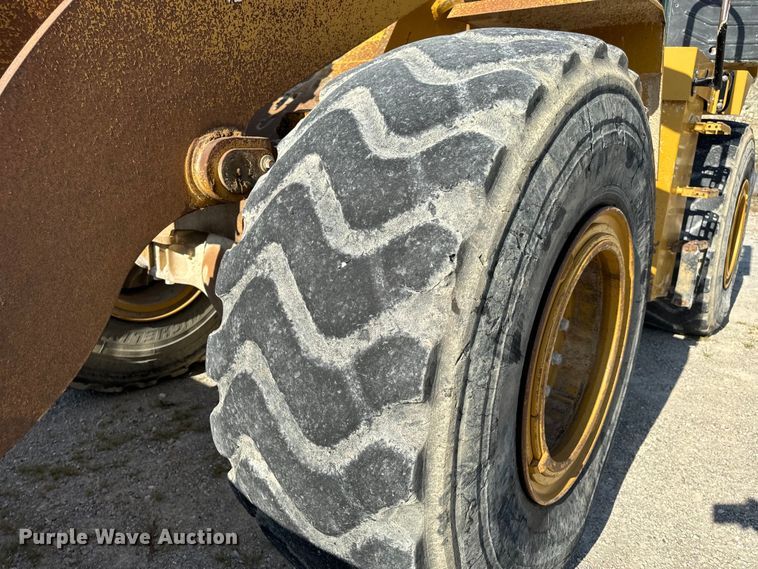 image for item EH7046 2004 Kawasaki 80ZV wheel loader