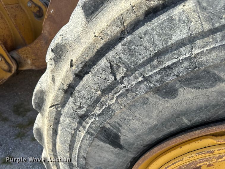 image for item EH7046 2004 Kawasaki 80ZV wheel loader