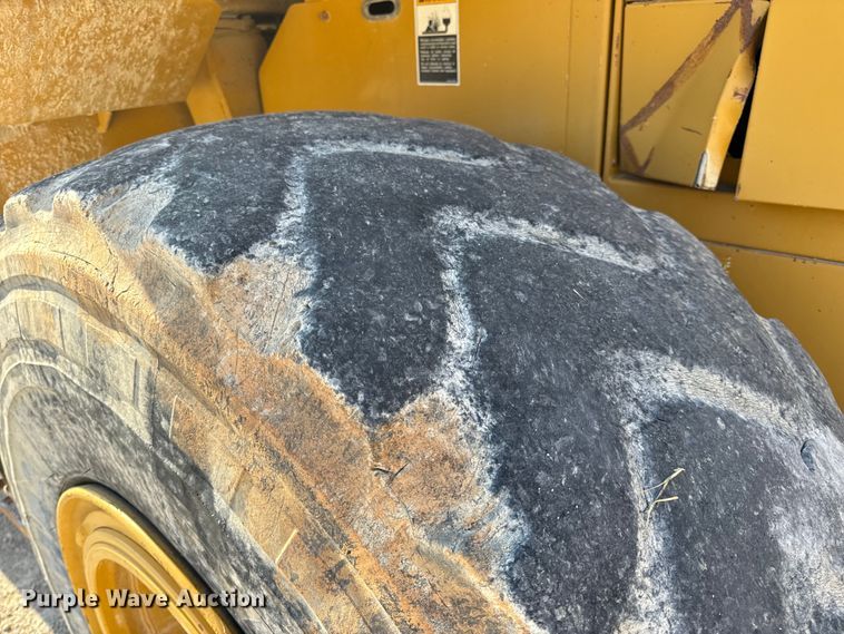 image for item EH7046 2004 Kawasaki 80ZV wheel loader