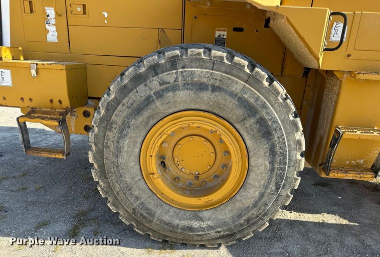 image for item EH7046 2004 Kawasaki 80ZV wheel loader