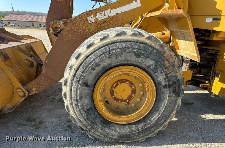 image for item EH7046 2004 Kawasaki 80ZV wheel loader