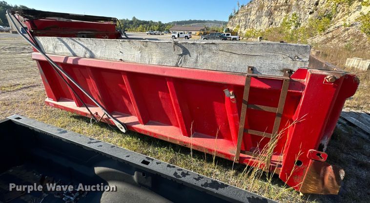image for item EH7047 Heil HPT13.5YD16 dump truck bed and hoist 