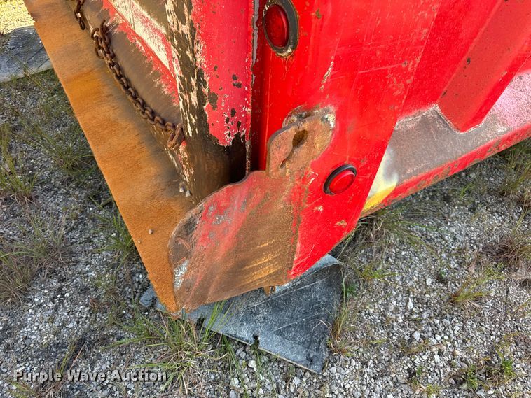 image for item EH7047 Heil HPT13.5YD16 dump truck bed and hoist 