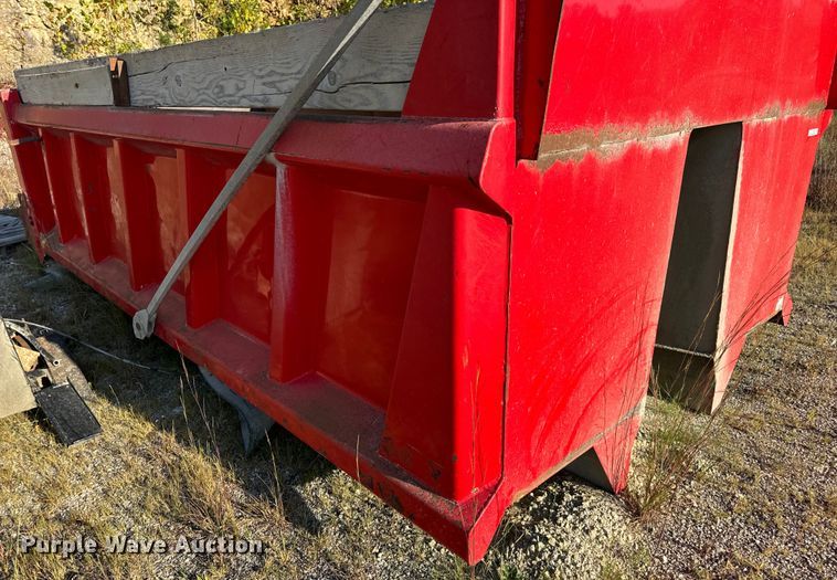 image for item EH7047 Heil HPT13.5YD16 dump truck bed and hoist 
