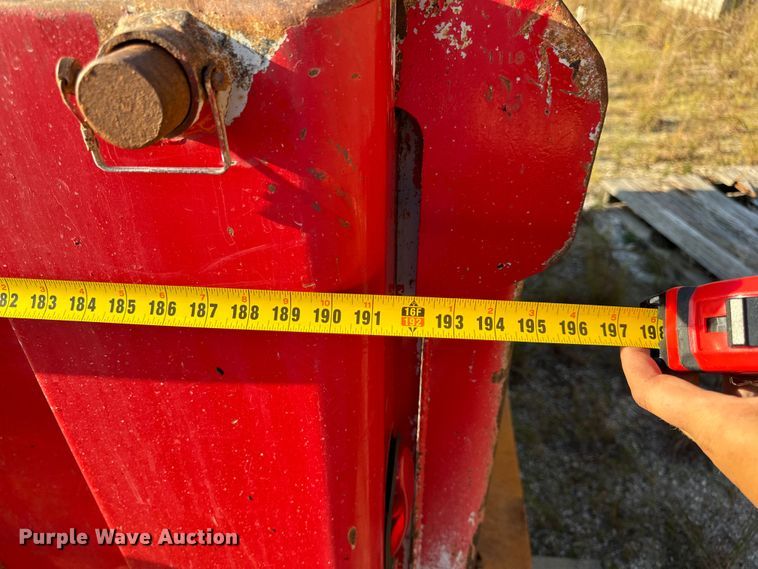 image for item EH7047 Heil HPT13.5YD16 dump truck bed and hoist 