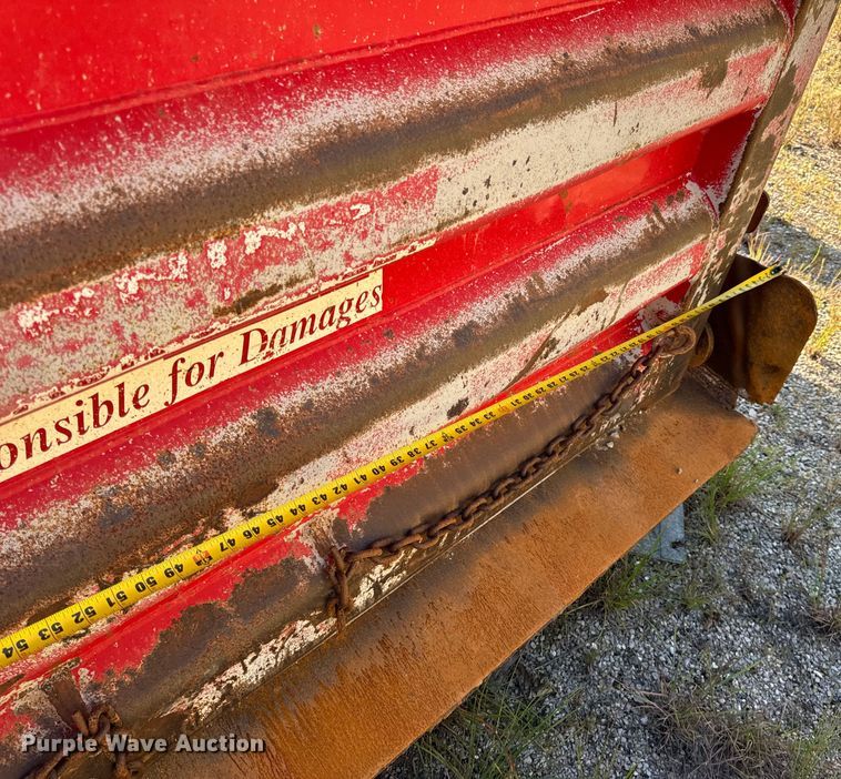 image for item EH7047 Heil HPT13.5YD16 dump truck bed and hoist 