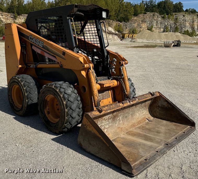 image for item EH7049 2007 Case 440 skid steer loader