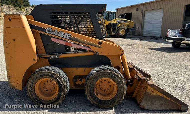 image for item EH7049 2007 Case 440 skid steer loader