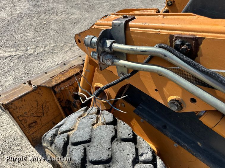 image for item EH7049 2007 Case 440 skid steer loader