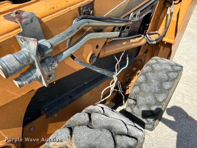 image for item EH7049 2007 Case 440 skid steer loader