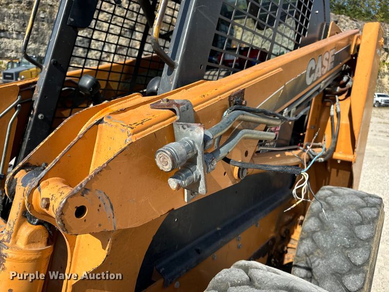 image for item EH7049 2007 Case 440 skid steer loader