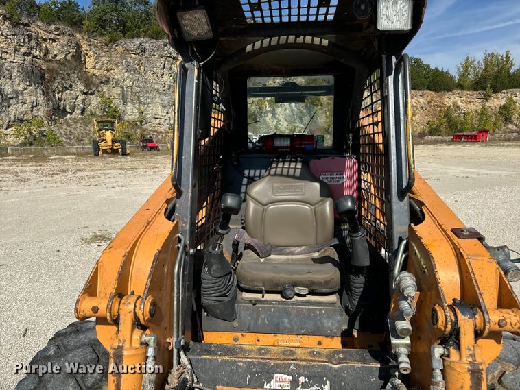 image for item EH7049 2007 Case 440 skid steer loader