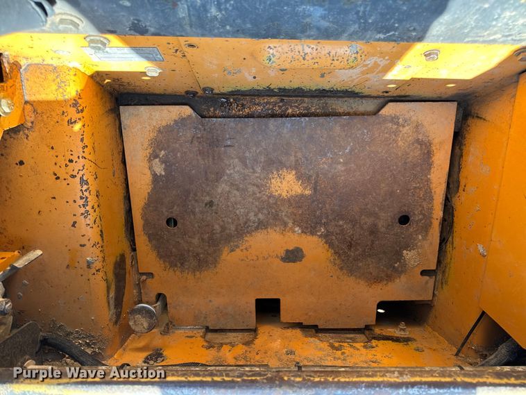 image for item EH7049 2007 Case 440 skid steer loader