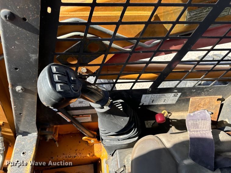 image for item EH7049 2007 Case 440 skid steer loader